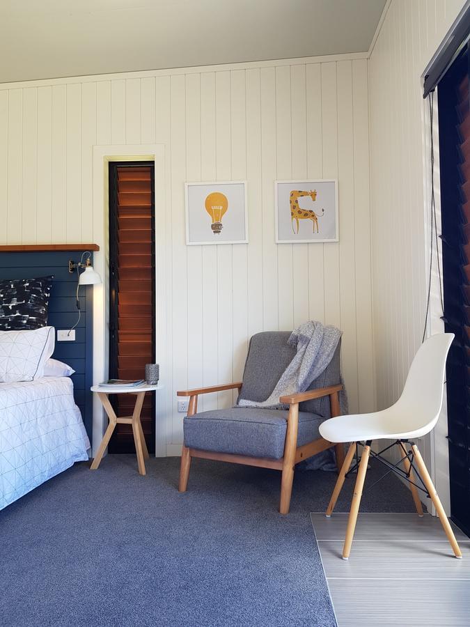 Admiral Waters Bed & Breakfast Cooks Beach Bagian luar foto